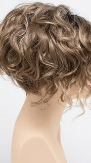 HONEY BREEZE | A blend of Cool, Honey Blonde and Multi-Dimensional Medium Brown with Darker Brown Roots