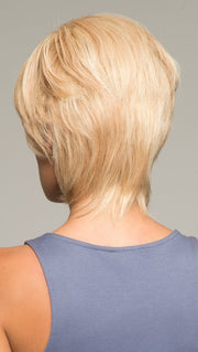 SAPPHIRE by LOUIS FERRE in 140/22 GOLD BLONDE | Light Blonde Blended with Light Red and Blonde Highlight Tones
