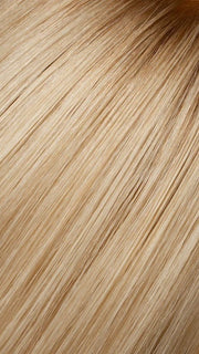 LIGHT CHAMPAGNE ROOTED | Platinum Blonde, Light Golden Blonde, Light Ash Blonde blend and Dark Roots