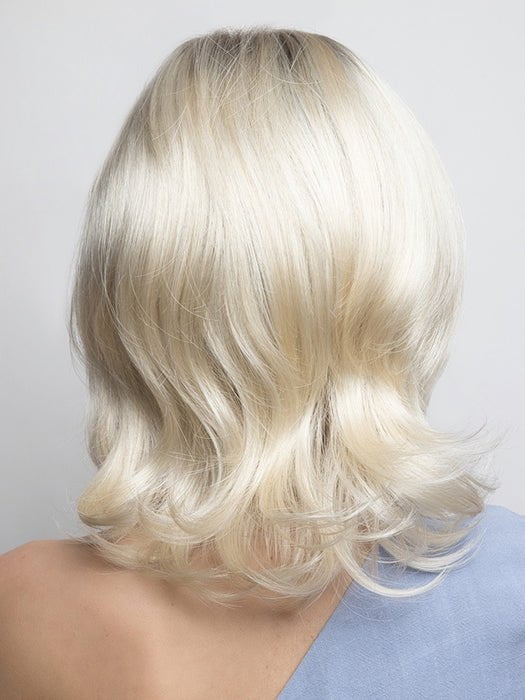 SEASHELL-BLOND-R | Cool White Blonde and Creamy White Tones Blended with Soft Brown Roots