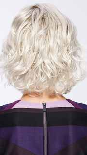 GL23-101SS SS SUN-KISSED BEIGE | Dark golden blonde base blends into multi-dimensional tones of lightest beige blonde