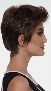 Unlimited ways of styling options to this short, chic style