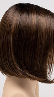 MACCHIATO | A blend of Chestnut Brown and Soft Dark Blonde with Dark Brown Roots