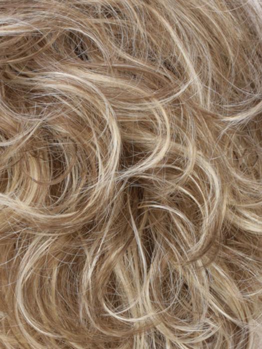 R12/26CHM | Light Brown with Chunky Golden Blonde Highlights