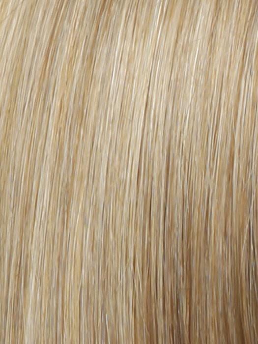 R25 | GINGER BLONDE | Medium Golden Blonde with Subtle Blonde Highlights