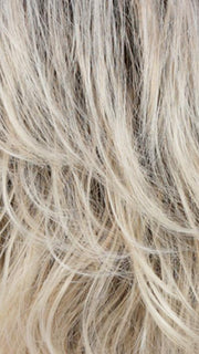 RH26/613RT8 | Golden Blonde Highlights w/Pale Blonde and Dark Roots