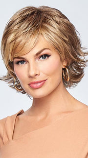 TREND SETTER ELITE by Raquel Welch in R829S GLAZED HAZELNUT | Rich Medium Brown with Ginger Highlights on Top