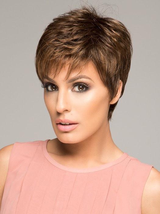 WINNER WIG Raquel Welch in SS11/29 NUTMEG |  Light Reddish Brown and Golden Copper Highlights With Dark Brown Roots