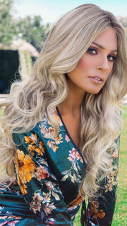 Raquel Welch DOWNTIME Wig SS14/88 SHADED GOLDEN WHEAT | Medium Blonde Streaked With Pale Gold Highlights Dark Brown with Subtle Warm Highlights