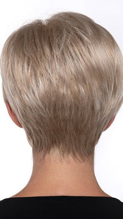 LIGHT-BLONDE | 2 toned blend of Creamy Blonde with Champagne highlights
