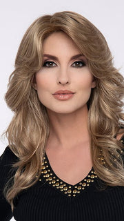  The lace front and a monofilament part create a natural look and feel