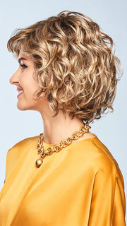 GL15-26SS BUTTERED TOAST | Chestnut Brown Base blends into multi-dimensional tones of Medium Brown and Golden Blonde.