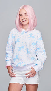 The lace front and center monofilament part make this wig comfortable and carefree