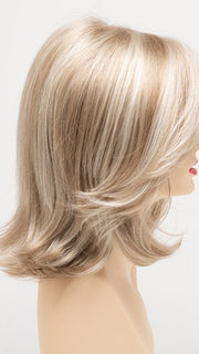 LIGHT-BLONDE | 2 toned blend of Creamy Blonde with Champagne highlights