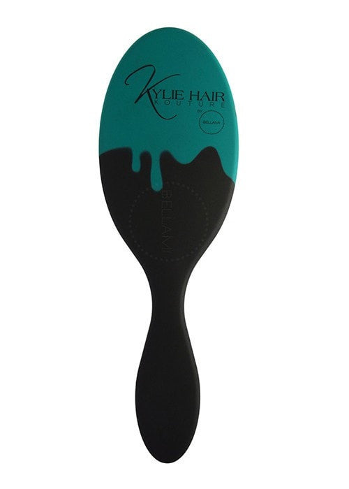 Exclusive Kylie Brush Included