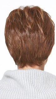 Precision layering and subtly textured ends at the nape