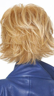  A quick shake and this cool, casual cut is ready-to-wear right out of the box. 
