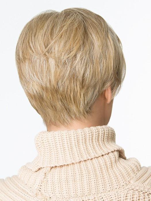 Precision layering and subtly textured ends at the nape