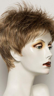 GINGER ROOTED | Light Honey Blonde, Light Auburn, and Medium Honey Blonde blend with Dark Roots
