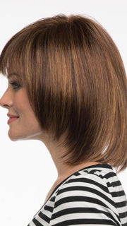 Shorter front gradually gets longer toward the nape | Color: Cinnamon Raisin 