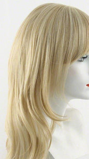 24B/613 | French Vanilla Blonde highlighted with Butterscotch Creme Blonde