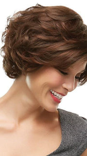  Layers and fullness look amazing on all face shapes | Color: 6/33