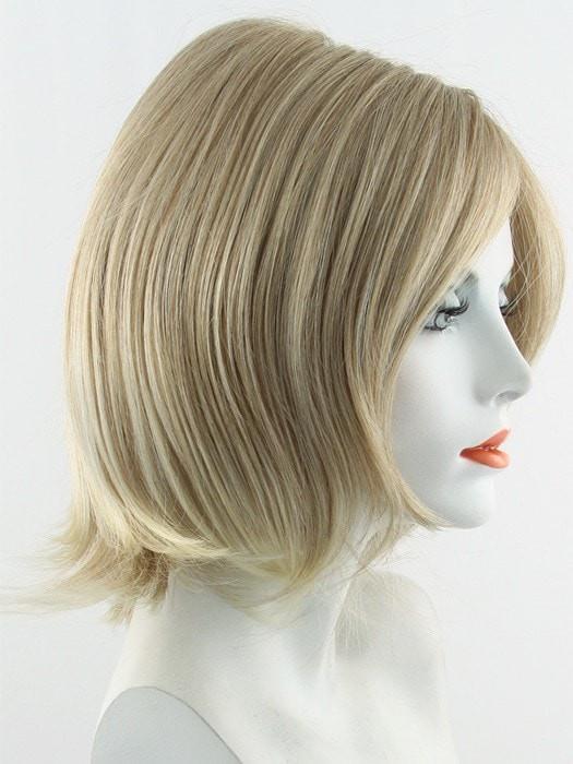 27T613F  | Medium Red-Gold Blonde and Pale Nat Gold Blonde Blend with Pale Tips and Medium Red-Gold Blonde Nape 