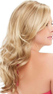 The hand tied monofilament top allows each hair to swivel freely adding to the natural appearance