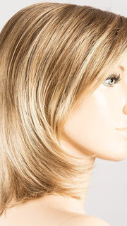 SAND SHADED 16.22.14 | Medium/Light Neutral Blonde blend with Medium Ash Blonde and Shaded Roots