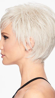The slightly asymmetrical fringe makes it easy to frame the face to your own taste