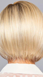 OPULENCE by GABOR in GL613-88SS CHAMPAGNE BLONDE | Dark golden blonde base blends into light golden blonde with glints of platinum blonde.