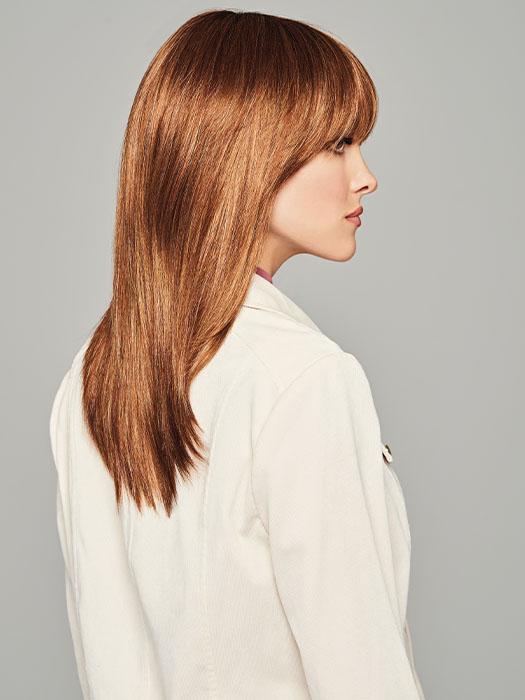 A sleek and straight style with a trending full fringe