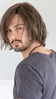 A heat-friendly synthetic style with generous length