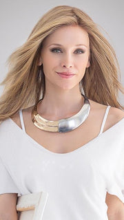 IMAGE by ELLEN WILLE in SANDY-BLONDE-ROOTED | Medium Honey Blonde, Light Ash Blonde, and Lightest Reddish Brown blend with Dark Roots