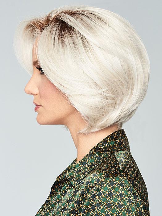 Beautifully tapered lengths make this a light, timeless classic