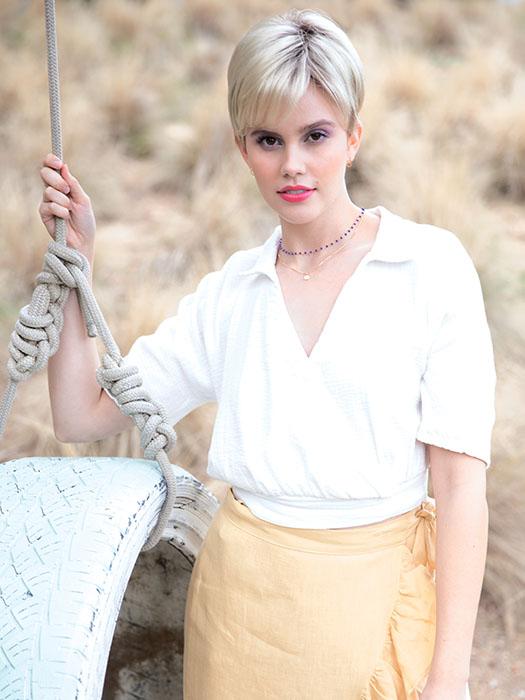 CARTER by Rene of Paris in CREAMY-DOLCE | Pale Blonde Blend with a Medium Honey Brown Root