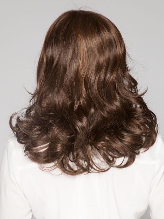 Lovely layers all over create cascading curls | Color: Toasted Brown