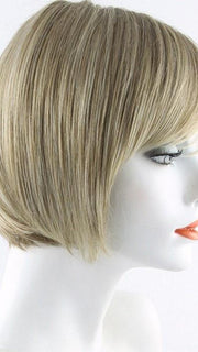 SPRING HONEY | Honey Blonde Evenly Blended with Gold Platinum Blonde
