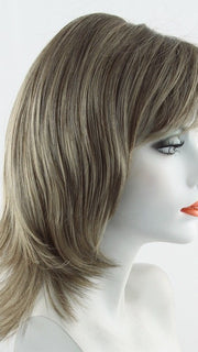 R1020 BUTTERD WALNUT | Light Ash Brown blended with a Pale Ash Blonde