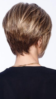 Short textured back with the flair of face-framing length for a sleek style and full-on dazzle  | Color: R11S+ Glazed Mocha- medium brown with golden blonde highlights on top