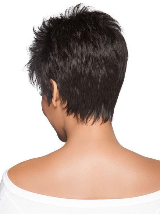 Short tapered neckline with coverage and texture 