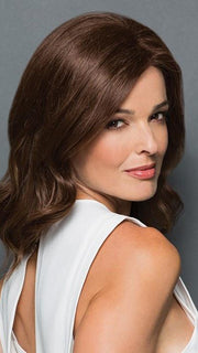 The full monofilament top creates the appearance of natural hair growth | Color: R4HH