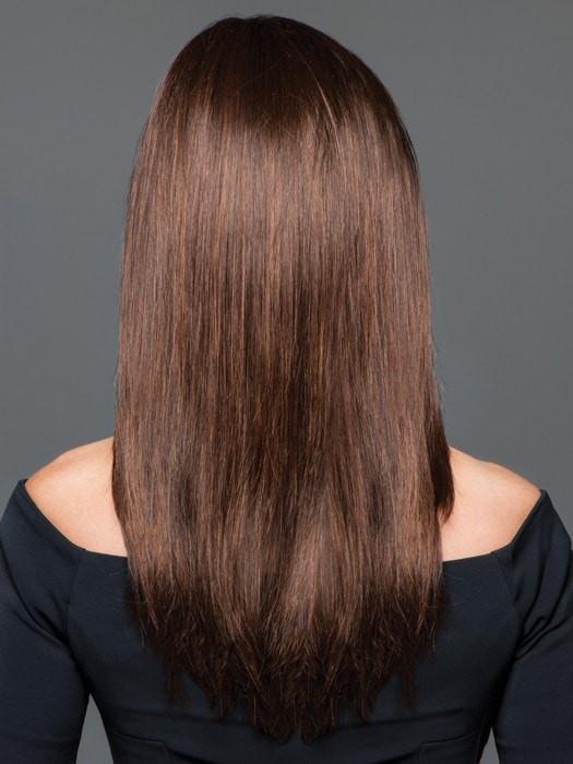 Tapered ends and layers add soft movement | Color: GL6-30